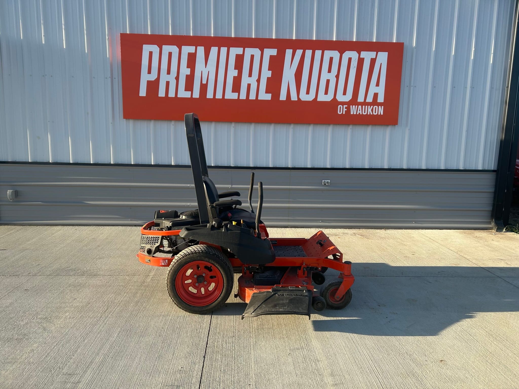Kubota ZG127E