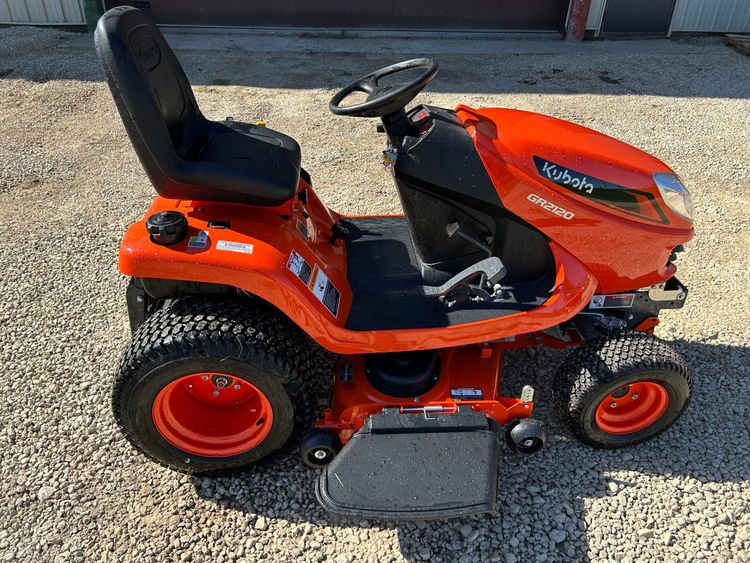 Kubota GR2120