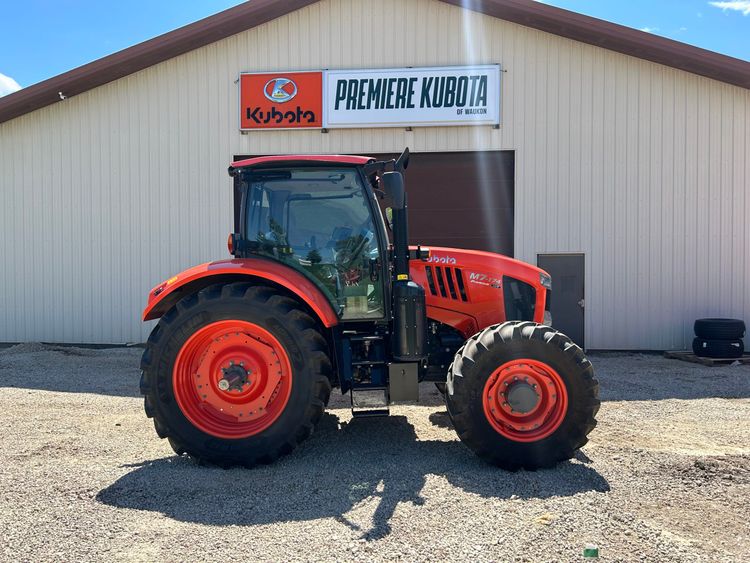 Kubota M7-174
