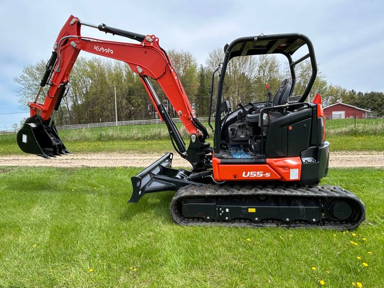 Kubota U55