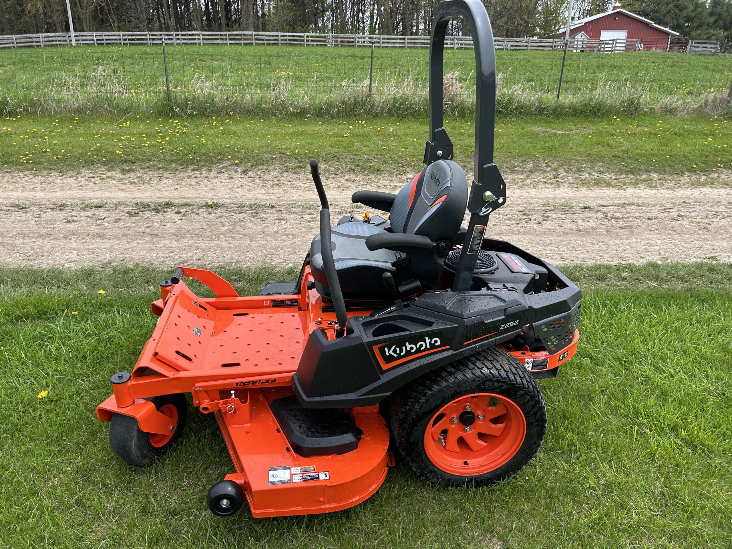 Kubota Z452 54